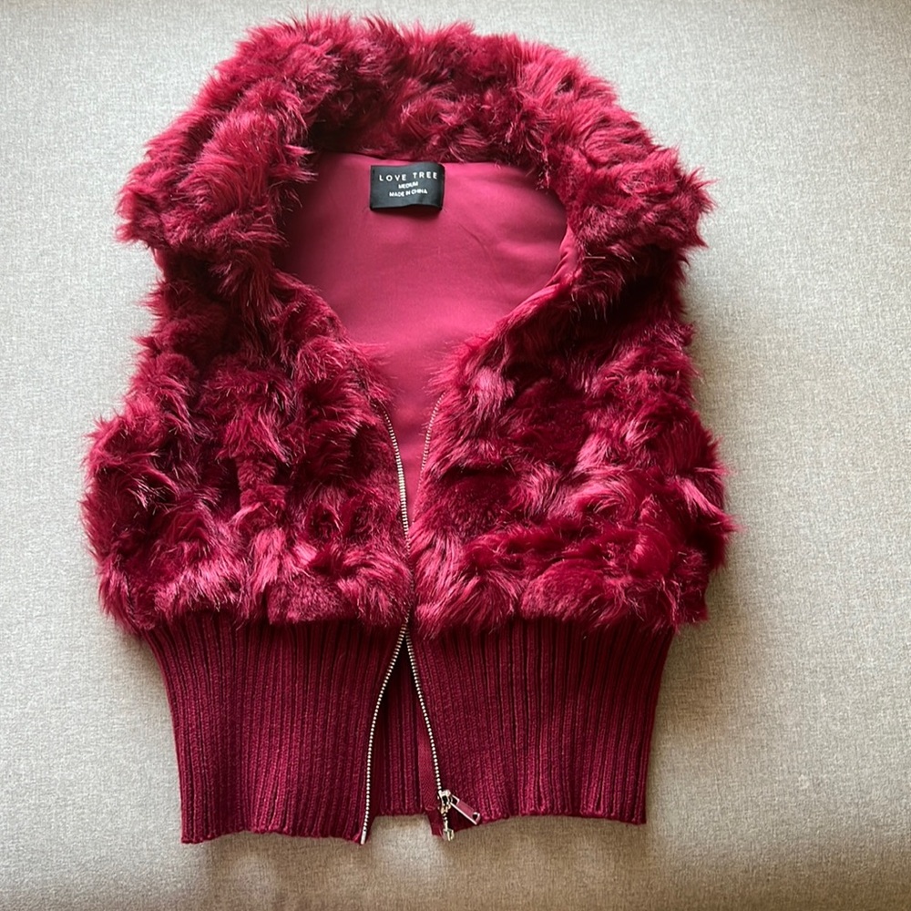 Excellent preowned condition burgundy color